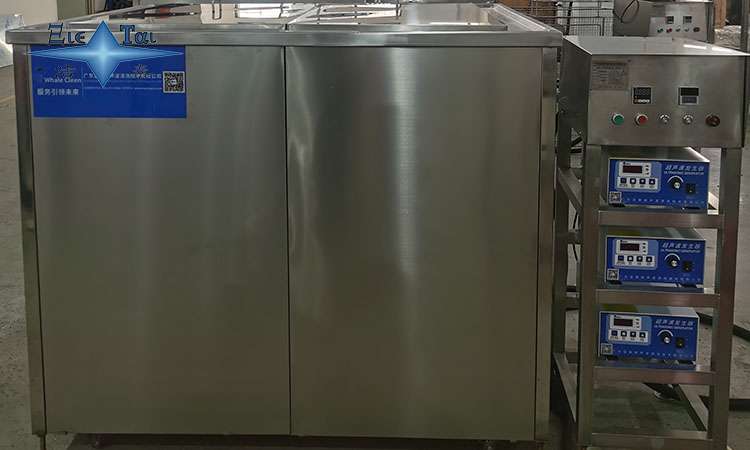 超聲波清洗機在塑料行業(yè)的應用，如何去除各種污漬？