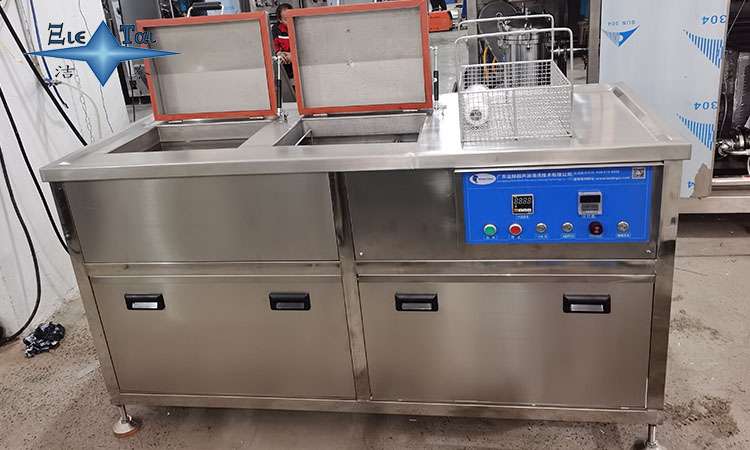 超聲波清洗機在化妝品行業(yè)的應(yīng)用及清潔衛(wèi)生保障 超聲波清洗機在化妝品行業(yè)的應(yīng)用及清潔衛(wèi)生保障