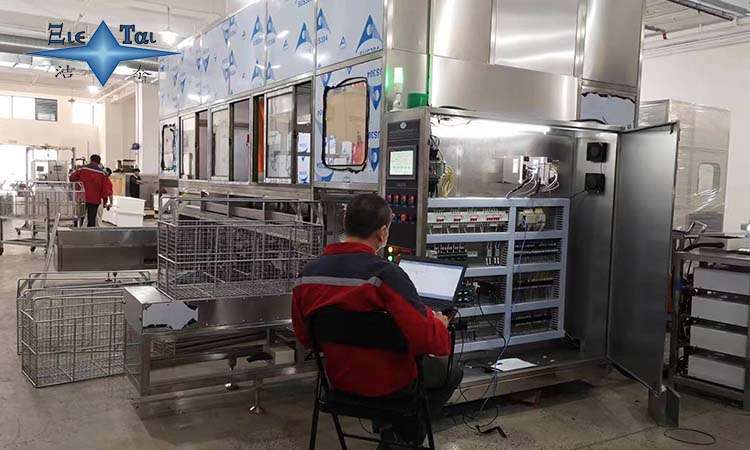 超聲波清洗機在半導(dǎo)體制造行業(yè)中的應(yīng)用及優(yōu)勢分析 超聲波清洗機在半導(dǎo)體制造行業(yè)中的應(yīng)用及優(yōu)勢分析