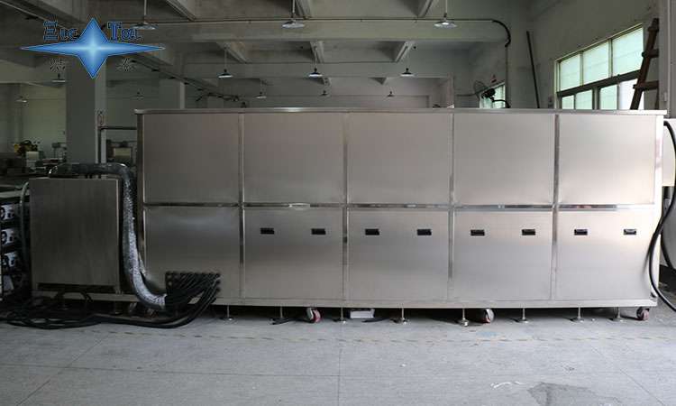 超聲波清洗機在機械制造行業(yè)中的應用和清潔質量提升 超聲波清洗機在機械制造行業(yè)中的應用和清潔質量提升