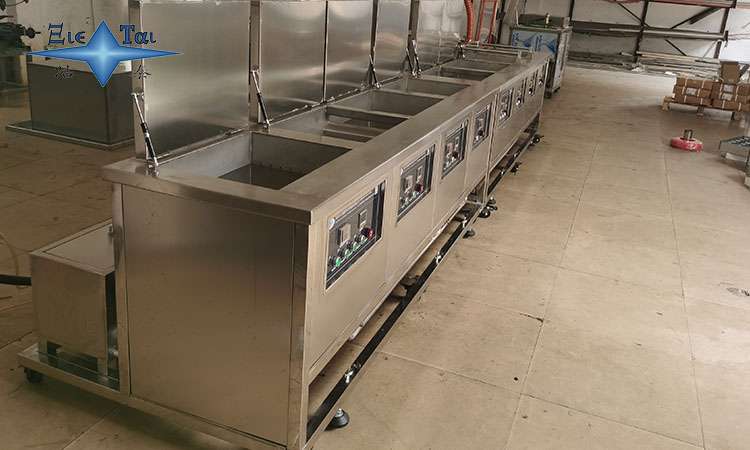 超聲波清洗機(jī)在電子電器維修和制造中的應(yīng)用 超聲波清洗機(jī)在電子電器維修和制造中的應(yīng)用