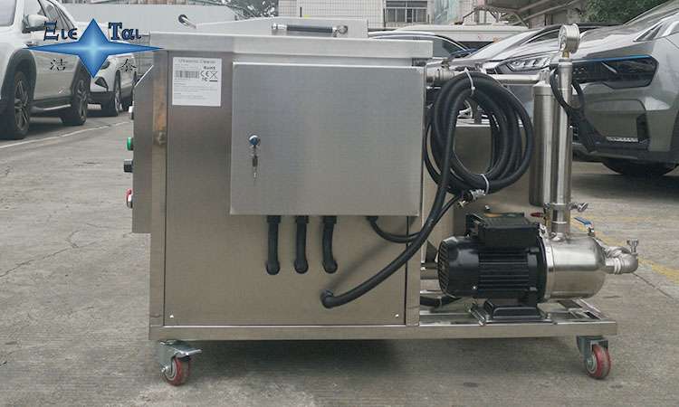 超聲波清洗機(jī):清潔金屬鏡面的高效工具 超聲波清洗機(jī):清潔金屬鏡面的高效工具