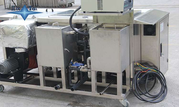 超聲波清洗機(jī)在工業(yè)防護(hù)服金屬部件清潔中的應(yīng)用與優(yōu)勢(shì) 超聲波清洗機(jī)在工業(yè)防護(hù)服金屬部件清潔中的應(yīng)用與優(yōu)勢(shì)