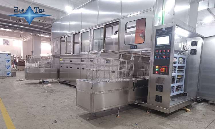 超聲波清洗機(jī)發(fā)動(dòng)機(jī)的頻率選擇與應(yīng)用 超聲波清洗機(jī)發(fā)動(dòng)機(jī)的頻率選擇與應(yīng)用