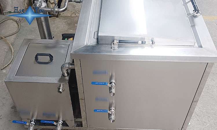 模型超聲波清洗機(jī)的清洗介質(zhì)與應(yīng)用分析 模型超聲波清洗機(jī)的清洗介質(zhì)與應(yīng)用分析