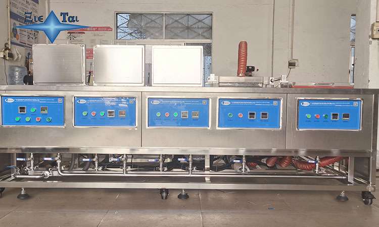 大型超聲波清洗機(jī)質(zhì)量深度解析：選購避坑指南與關(guān)鍵評估點(diǎn)