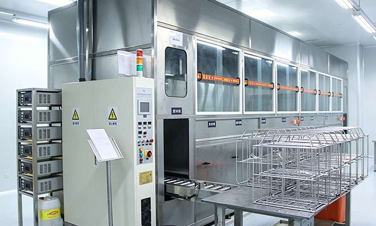 車間清洗劑浪費(fèi)、人工成本高？大型工業(yè)超聲波清洗機(jī)幫你降本增效30%